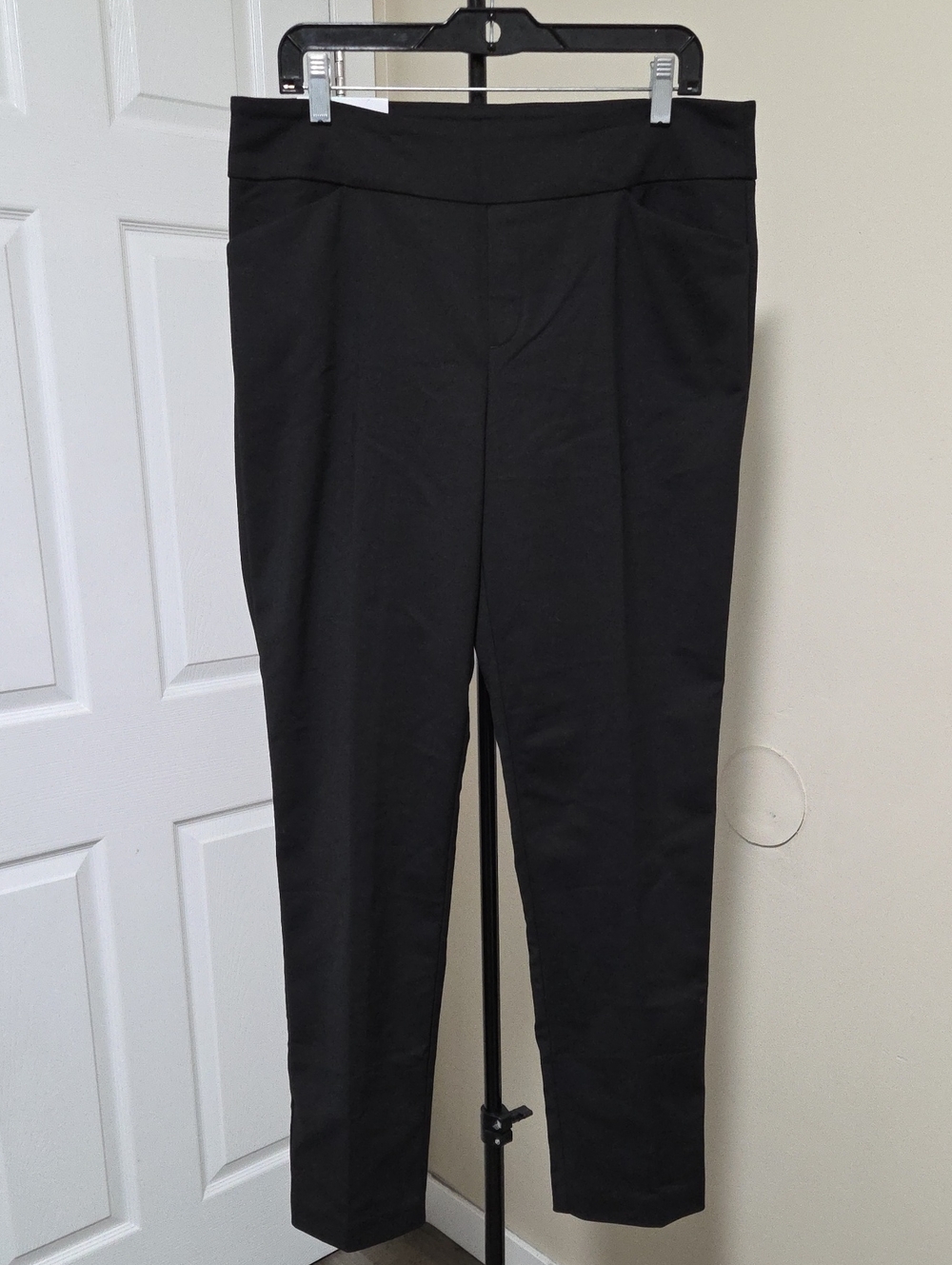 Nwt Up! Women's Black Pull-On Skinny Pants